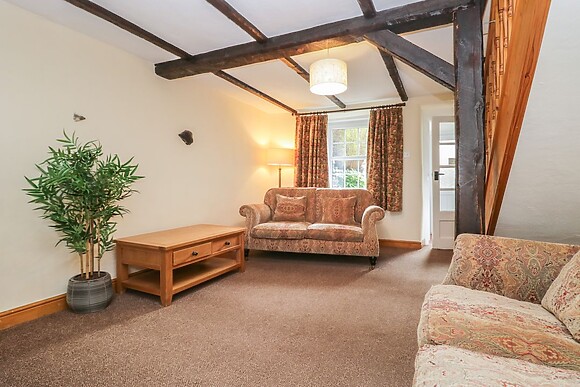 Riverside Cottage No 5