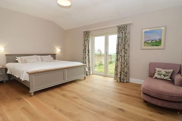 Cotswold View