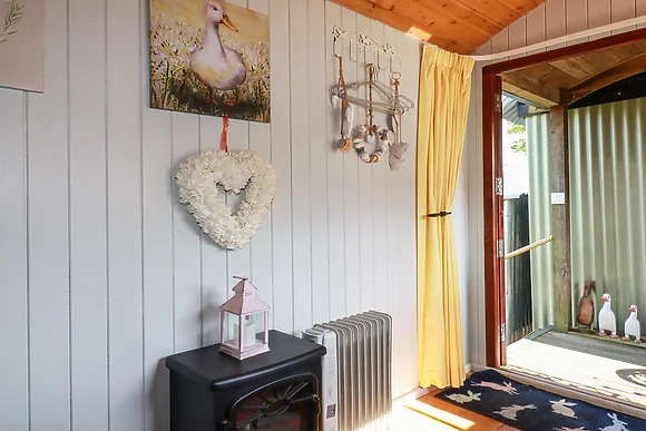 Puddle Duck Shepherds Hut