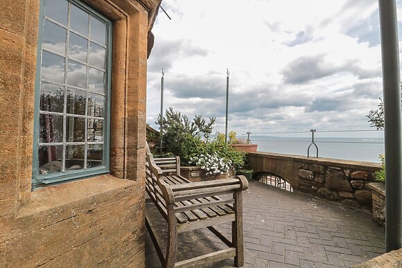 Sundial House