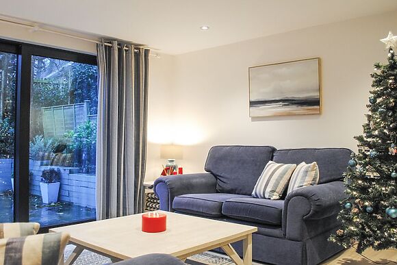 1 Camperdown Lodge