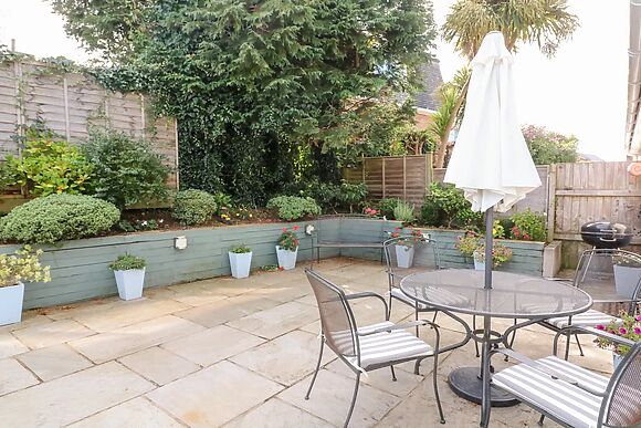 1 Camperdown Lodge