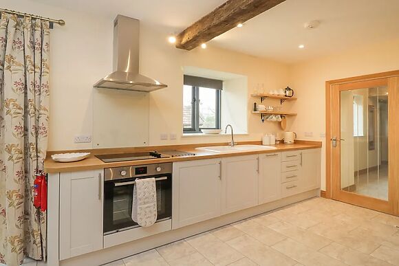 Chequers Barn