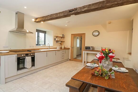 Chequers Barn