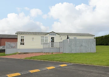 Lemon Tree lodge