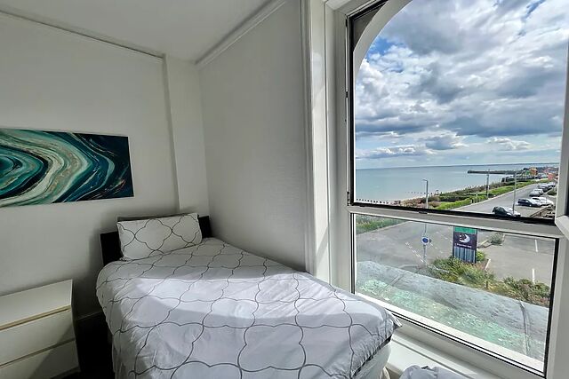 7 Beach View @ Beaconsfield House