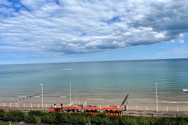 7 Beach View @ Beaconsfield House