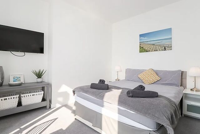 5 Seaview @ Bridlington Bay