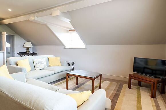 Rock House Apartment