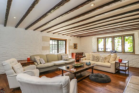 Paddock Barn
