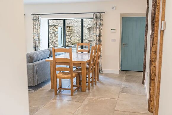 No 3 The Coach House