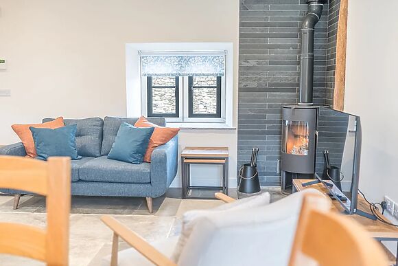 No 2 The Coach House