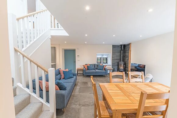 No 2 The Coach House