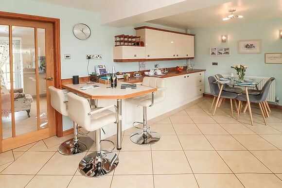 Coast Cottage