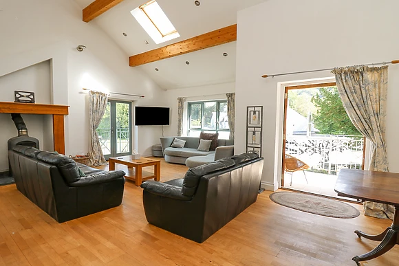 The Coach House at Plas Dolguog