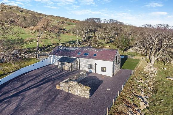 Ysgubor Maen Y Bardd