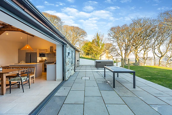 Ysgubor Maen Y Bardd