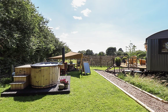Limetree Luxury Glamping Southdown