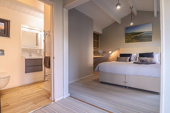 Sir George Baker Cabin