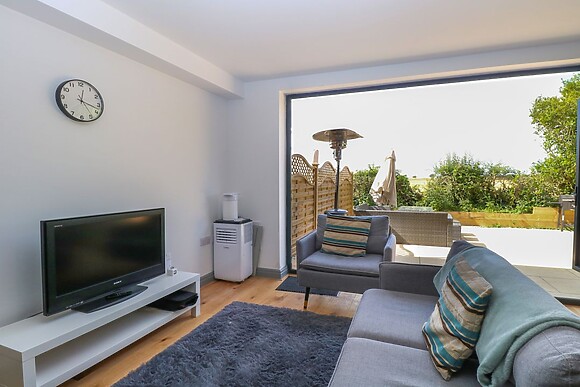 Henham 3 Bernaleen Cottages