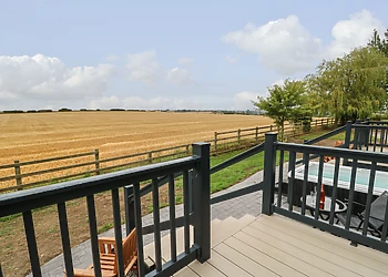Bowes Hideaway