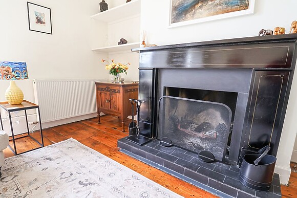 Charmouth Lodge