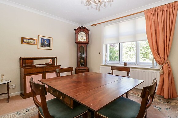 2 Heath Cottages