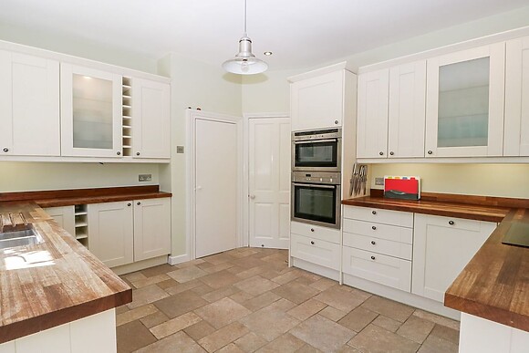 2 Heath Cottages