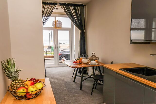Apt 3 @ Hunter's Quay