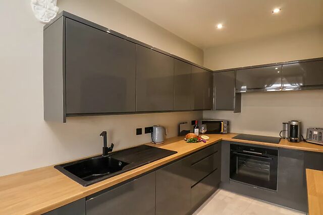Apt 3 @ Hunter's Quay