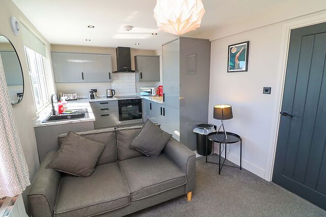 Apt 9 @ Hunter's Quay