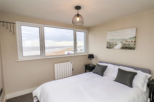 Apt 10 @ Hunter's Quay