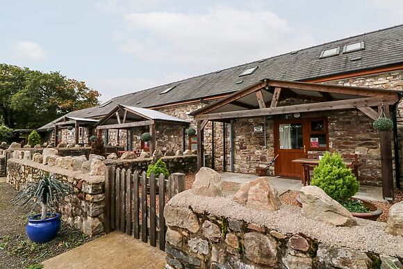 Barn 3