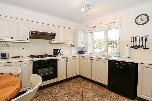 1 Crowlands Cottages