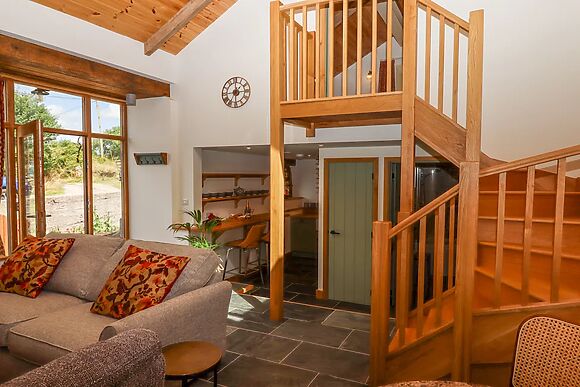 Lingcombe Barn
