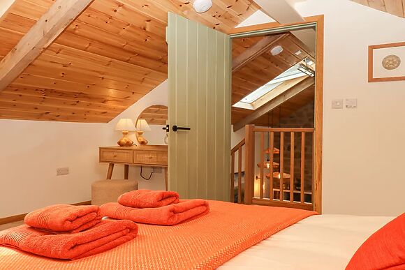 Lingcombe Barn