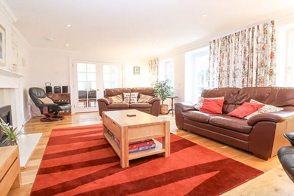 9 Church Farm Rise