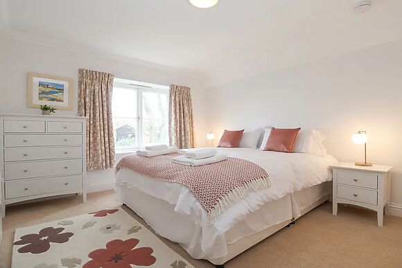 9 Church Farm Rise