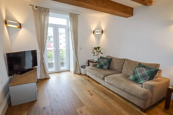 No. 9 On The Riverbank