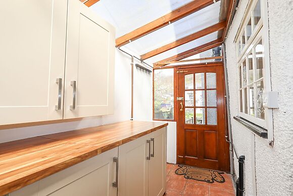 No. 9 On The Riverbank