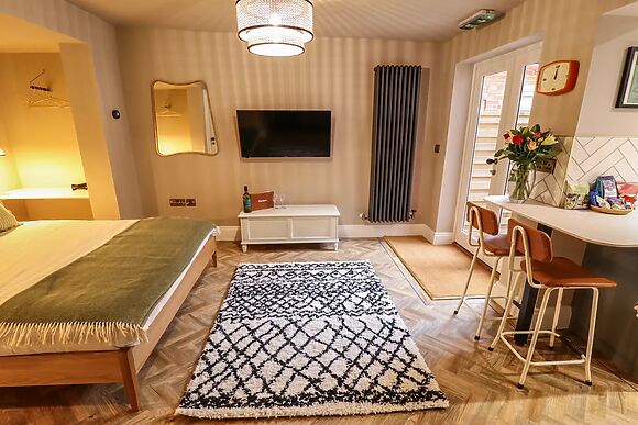 17 Union Road Basement