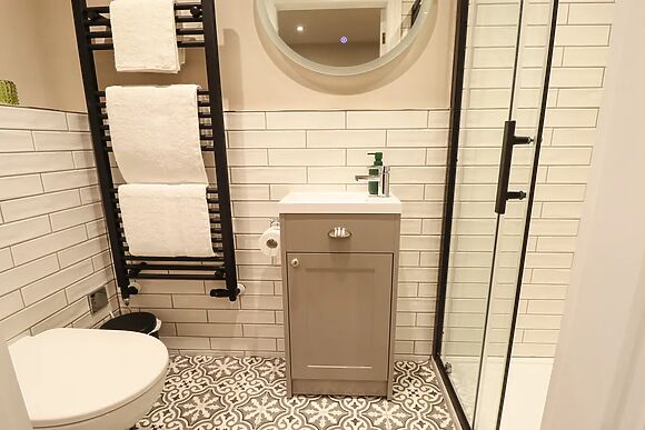 17 Union Road Basement