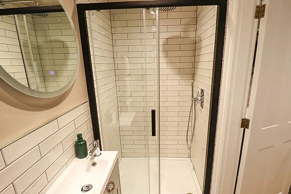 17 Union Road Basement