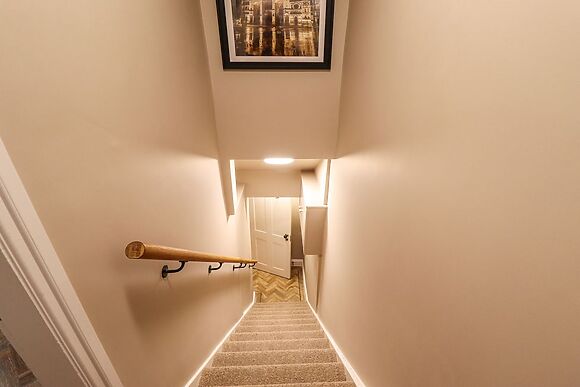 17 Union Road Basement