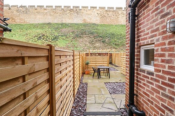 17 Union Road Basement