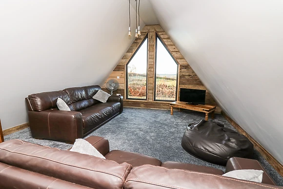 Valley View Hideaway