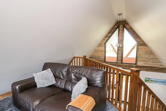 Valley View Hideaway