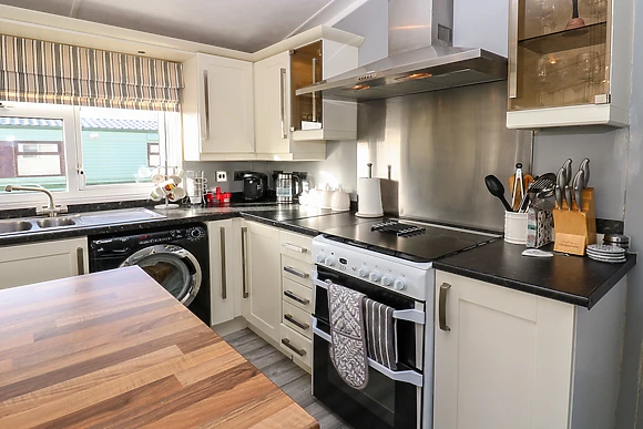 A and C Lodge-Plot 21