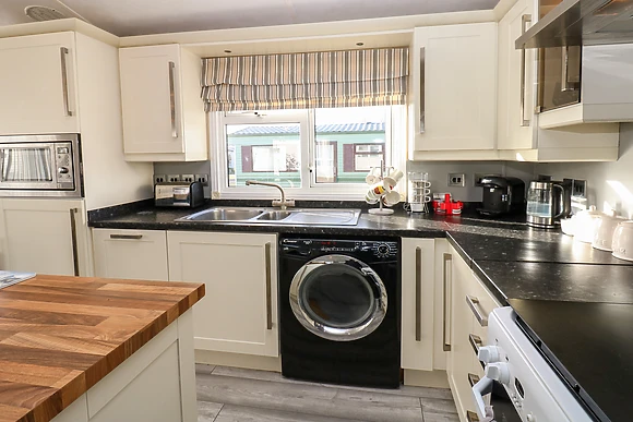 A and C Lodge-Plot 21