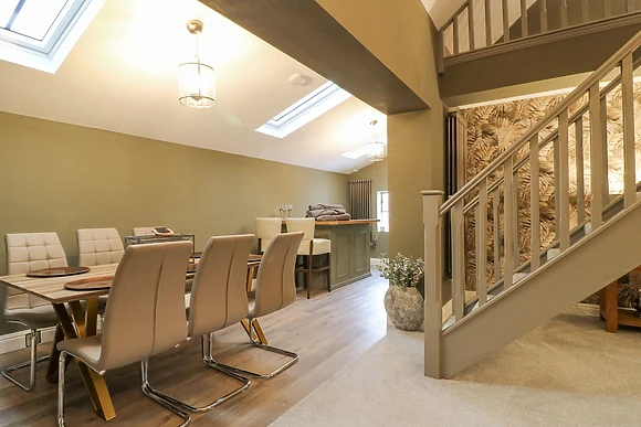 Hunters Lodge at Wildersley Farm